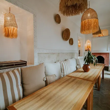 Riad Nanou - Private Riad With Pool & Rooftop-2